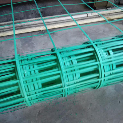 鋼塑土工格柵 安平廠家供應(yīng)的國(guó)標(biāo)產(chǎn)品價(jià)格、圖片與優(yōu)勢(shì)解析